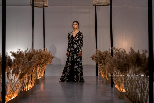 Éblouissez lors de vos soirées chics avec notre sélection de colliers plastron élégants et raffinés !