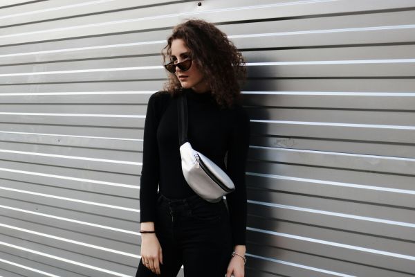 Les meilleurs sacs banane stylés pour les femmes dynamiques